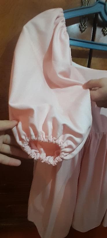 Toy paltarları və aksesuarları: Açıq pudra rəngində qısa don - Model: kvadrat yaxalı, kəmərli, balon — 3