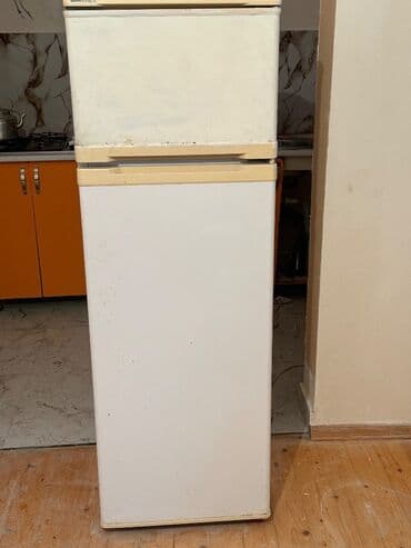 Посудомоечные машины: Б/у 2 двери Beko Холодильник Продажа, цвет - Белый — 1