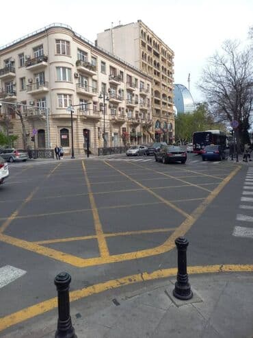 yeni günəşlidə 3 otaqlı ucuz bina evləri: 28 may metrosunun yaxınlığında 4 mertebeli binanın 4-cü mərtəbəsində — 5