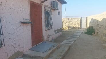 Alfa Romeo: Baki, Hovsan. Quşçuluq Plan: - Yataq otağı: yumşaq başlıqlı çarpayı — 9