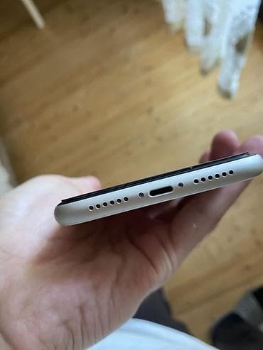 15 pro max 2 ci el: IPhone 11, 64 GB, Ağ, Simsiz şarj, Face ID — 4