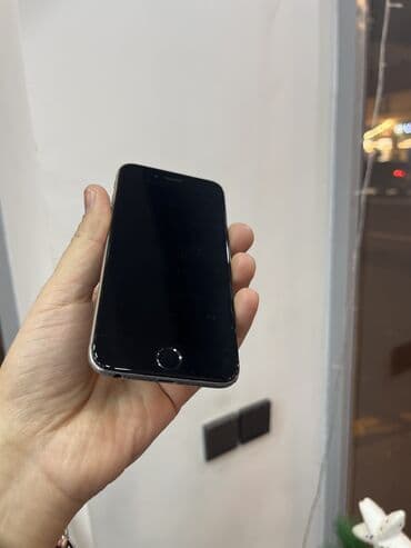 Apple iPhone: IPhone 6, 64 GB — 2