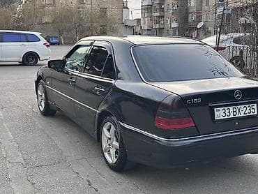 Mercedes-Benz C-Class: 1.8 l | 1996 il Sedan — 7
