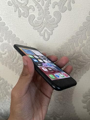 iphone 8 plus 256 gb ikinci el: IPhone 7, 32 GB, Qara, Barmaq izi — 2