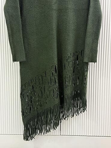 tunik: Lasinlə geyinməyə tunik. 2-3 dəfə geyinilib baha alınıb. M,L ölçüyə — 2