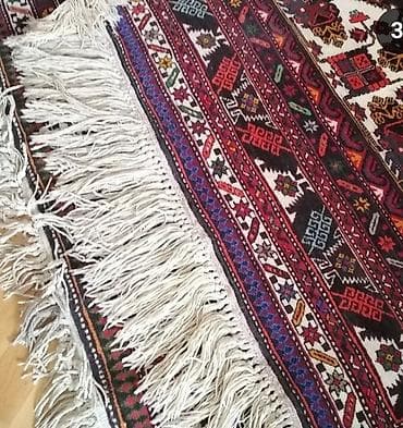 antik mebellər: Xalça – əl işidir, ənənəvi Qafqaz (Şirvan üslubuna yaxın) naxışları — 2