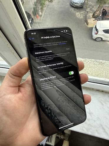 IPhone Xs Max, 64 GB, Space Gray — 5