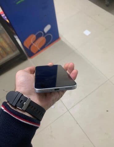 honor magic 5 pro qiymeti: Honor 400 Lite, 256 GB, rəng - Gümüşü, Barmaq izi — 6