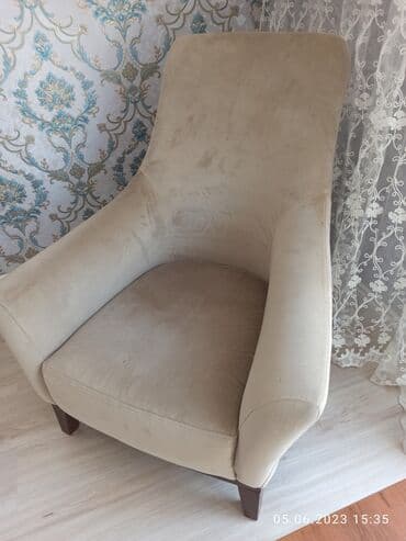 деревянные ножки для мебели: 100m biri 2si 200m.
fıstıq ağacından — 3