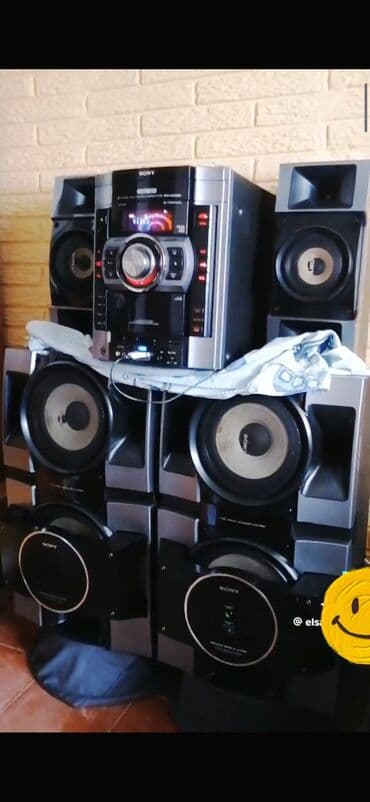 2 ci el kondisioner: Sony 10000vatt cox güclü səsi var 2 böyük sobooffer 2 böyük — 2