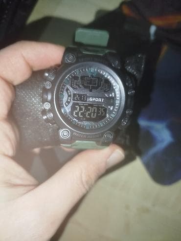 Smart qolbaqlar: Qol saatlari sekildekilerin her biri 9 azndir,bezilerinin oz — 8