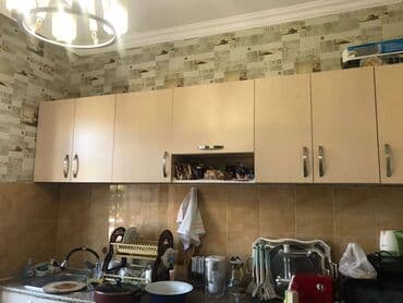 hovsanda obyekt satılır: Qaraçuxur qəs. 4 otaqlı, 110 kv. m, Orta təmir — 8