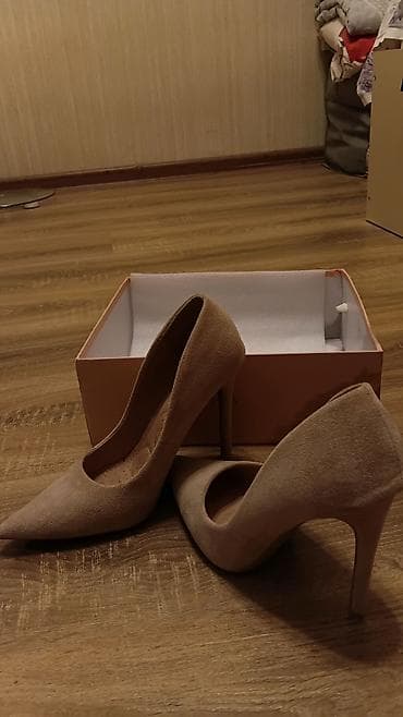 qadin ayaqqabilar: Qadın üçün klassik hündürdaban tuflilər – COMFY BRAND - Ölçü: 38 (hər — 5