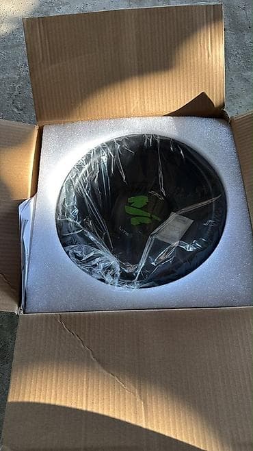 full paket nar: Avtomobil audiosu üçün komplekt: - 2 ədəd subwoofer (qutuda, cüt — 5