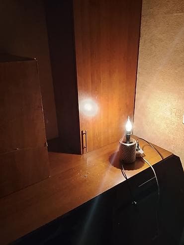 gence darvazalar: Oğlan və qız üçün, Yazı masası — 1