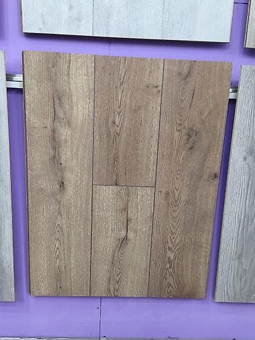 laminant: Təbii palıd naxışlı döşəmə örtüyü – laminat panellər - Rəng/tekstura — 1