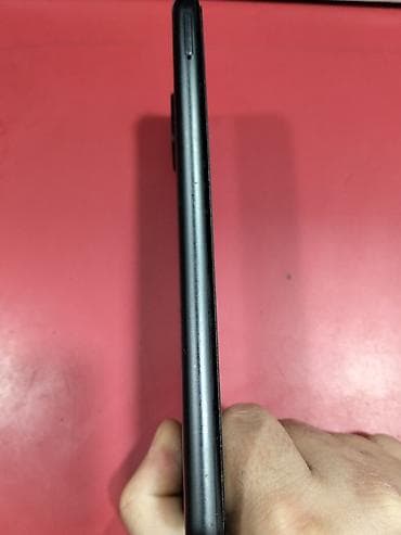 a 10 s: Samsung Galaxy A12, rəng - Qara, Barmaq izi — 4