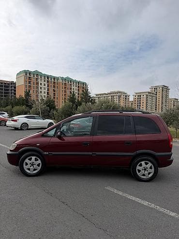 statır: Opel Zafira: 1.8 l | 2000 il 427000 km Van/Minivan — 8