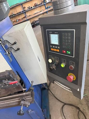 ручной гибочный инструмент: Satılır: 1600 mm, 40 ton Abkant Pres (List Bükmə Aparatı) 🔹 Demək — 2