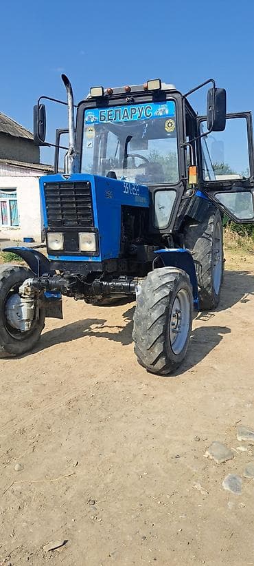 masin sat.az: Belarus MTZ 821 traktor - Rəng: mavi, kabinli - 4x4 (ön aparıcı — 1