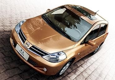 panel ortuyu: Nissan Tiida Hatchback (C11) Nissan Versa Hatchback Nissan Latio — 5