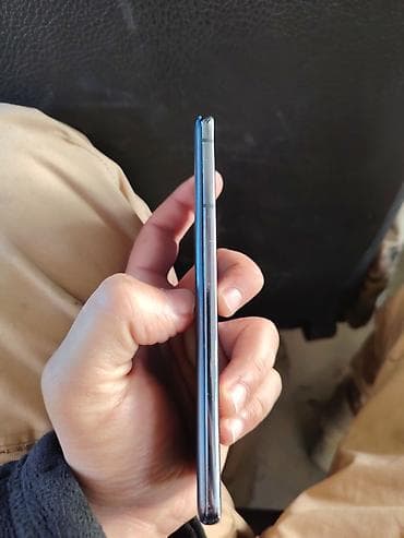 redmi not 10 kabro: Samsung Galaxy S21 5G, 128 GB, rəng - Qara, Barmaq izi — 4