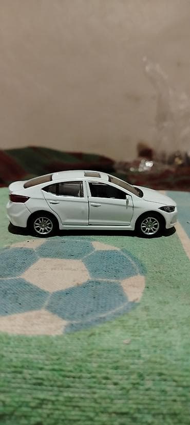 Oyuncaqlar: Wekilde Gorduyunuz Balaca Demir Hunday Elantra Ag Rengi Satiram.Tezedi — 2