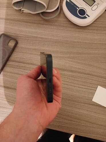 Great Wall: IPhone 14, 128 GB, Face ID — 7