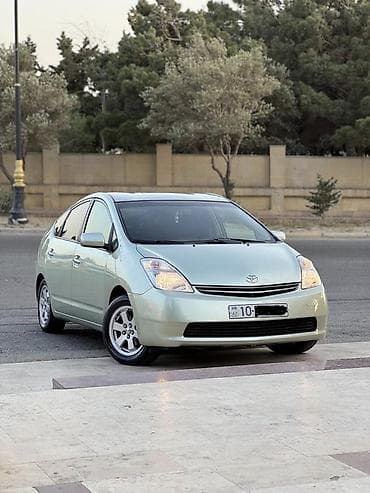 Avtomobil satışı: Salam idyal prius il 2008 310 min probeq axtaran yazsin tusdu filan — 1