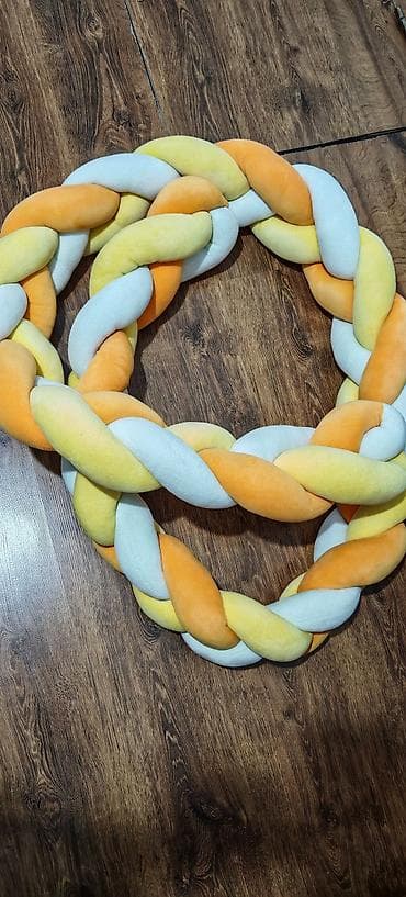 oyuncaq gitara: Rəngli hörgü uşaq beşiyi/oyun meydançası qoruyucusu – yumşaq toxumalı — 3