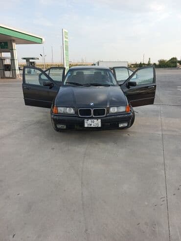 traktor altlıqlı qara qadın bosonojkaları: BMW 3 series: 1.8 l | 1995 il Sedan — 7