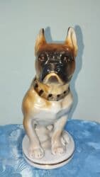 pul daxılı: LFZ it fiquru — 1