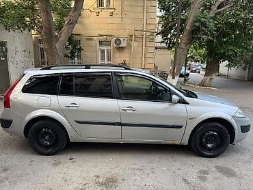 e39 guzgu: Renault Megane kombi (universaI) – gümüşü rəng Maşın motor karopka — 8