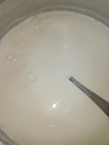 Keçi südü tam təbii orqanik isdiyən olsa zəng etsin ünvan Şüvəlan