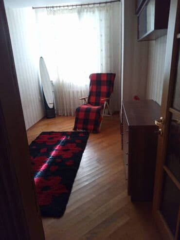 kirayə ev ayliq: Nərimanov metrosuna yaxin 11 mertebeli binanın 7-ci mərtəbəsində — 12