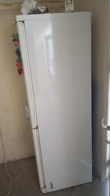 ucuz soyuducular: 2 qapılı Indesit Soyuducu Satılır, rəng - Ağ — 3