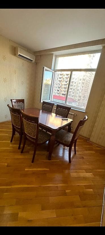 qoz: Yemək otağı dəsti – massiv ağacdan - Tərkib: 1 ədəd düzbucaqlı yemək — 3