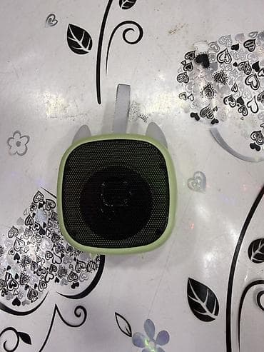 uşaqlar ucun qulaqciq: S-31 mini Bluetooth dinamik - Daşına bilən kvadrat korpus, üst — 1