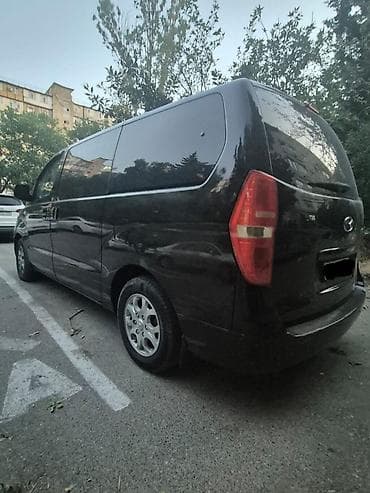 kompressor teh: Hyundai H-1 (Grand Starex): 2.5 l | 2010 il Mikroavtobus — 2