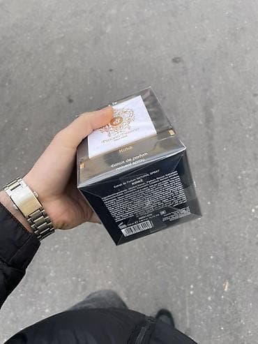 bakarat etir: Tam original!!! Dutyfreden alinib!!! Pul lazim olduqu uxun belü — 1