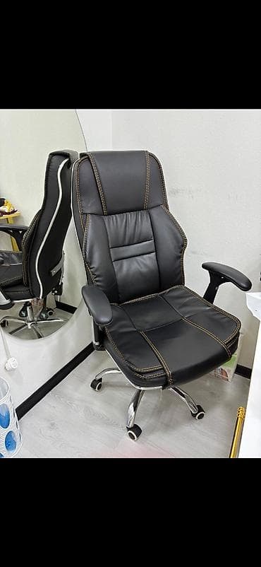 ikinci el taxtlar: Təkərli, Qolları tənzimlənmir, Süni dəri — 1