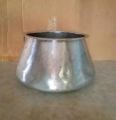 tavalar: Qazan satılır. SSRİ. Hündürlük-14sm. Diametri-30 sm. Продаётся казан — 1