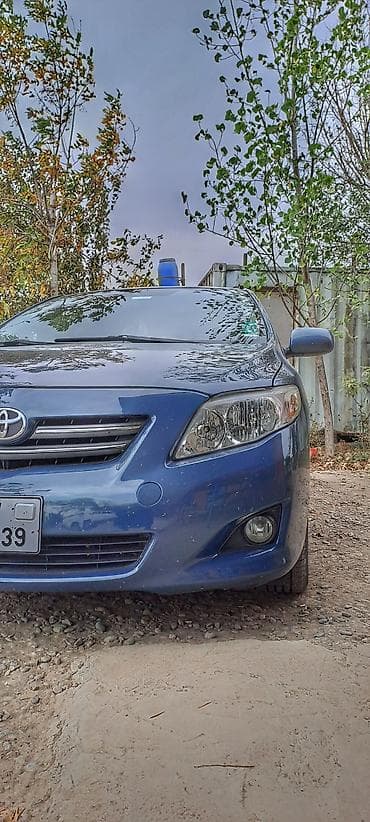 Toyota Corolla: 1.4 l | 2007 il Sedan