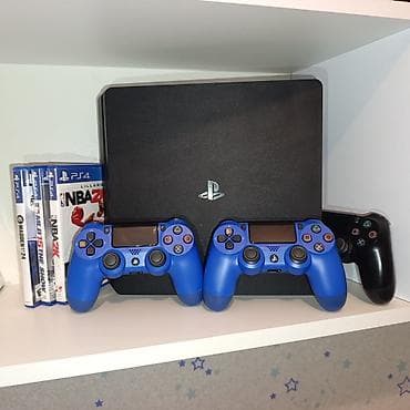 oyun diskləri: Şəkildəki PS4 slim 500gb ideal, plombu üzərində, 2 orijinal pult +türk — 2