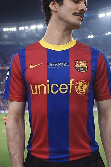 ucuz don: FC Barcelona futbol köynəyi (S) – Nike Dri-FIT - Model: 2010/11 — 1