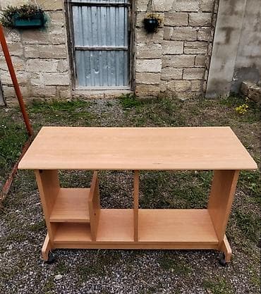 Kompüter masası, İşlənmiş, Açılmayan, DSP, Dördbucaq masa