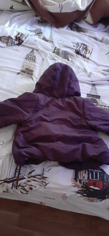 kurtka uşaq: Mothercare (Mazaxiyadan) alinib 3-6 ayliq usaga uygundur, 1 ay — 4