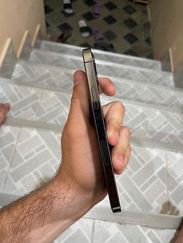 mac pro: IPhone 12 Pro, 256 GB, Graphite — 7