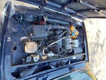 dörd göz maşın: Model: Lada (VAZ) 2107 Kuzov: sedan, tünd mavi rəng Dövlət nömrə — 9