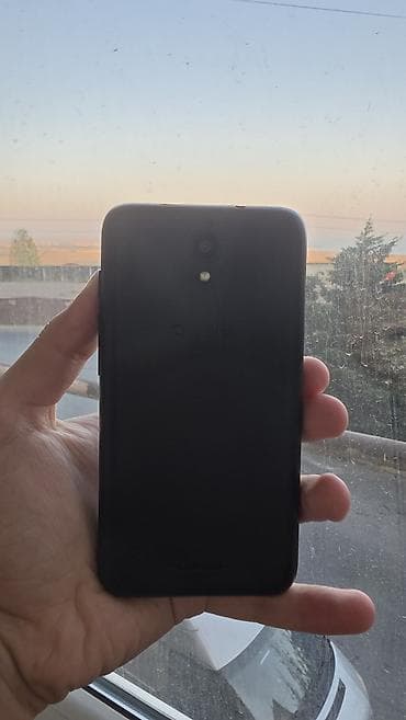 philips xenium 9@9d: Alcatel One Touch Pixi, 4 GB, rəng - Qara, Sensor — 3